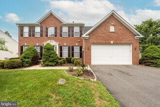 42038 Cherish Ct in Aldie, VA - Building Photo - Building Photo