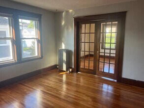 16 Eddy St in Waltham, MA - Building Photo - Building Photo