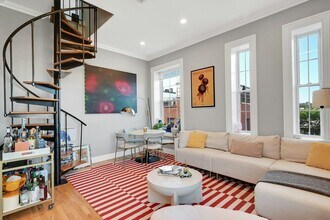 1015 Grand St in Hoboken, NJ - Building Photo - Building Photo