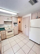 1133 Powersong St in Holiday, FL - Building Photo - Building Photo