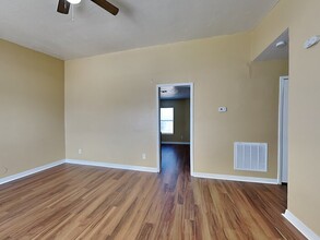 1737 Ave C NE in Winter Haven, FL - Building Photo - Building Photo