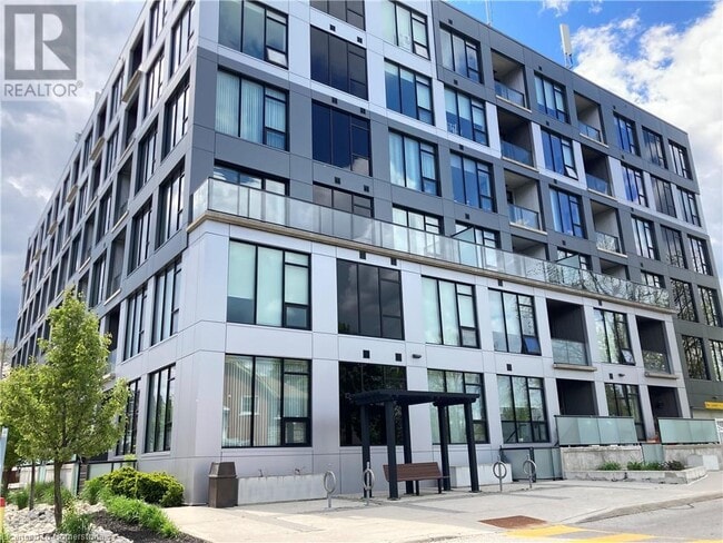 property at 690 King St W