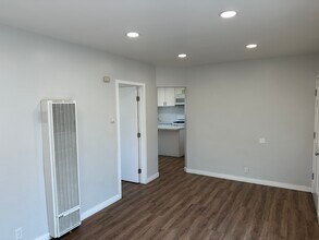 25120 Frampton Ave, Unit C in Los Angeles, CA - Building Photo - Building Photo