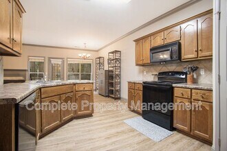 448 Highland Cove Dr in Birmingham, AL - Building Photo - Building Photo