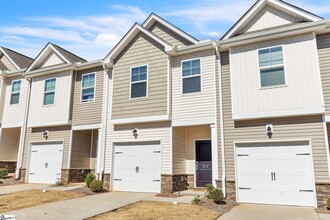 213 Highline Trl in Greenville, SC - Building Photo - Building Photo