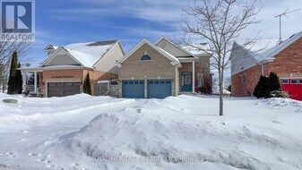 53 Meadows End Cres in Uxbridge, ON - Building Photo