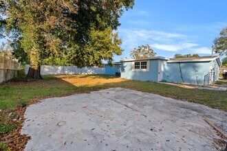 9604 N 18th St in Tampa, FL - Building Photo - Building Photo