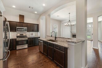 Available for June Move in! Charming 3/2 in Castlegate 2! in College Station, TX - Building Photo - Building Photo