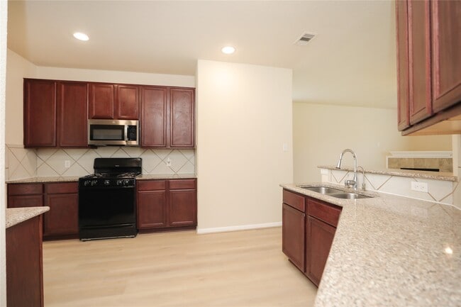 property at 15011 Calico Heights Ln