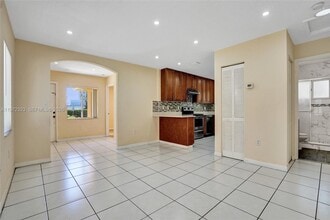 6103 Grant St in Hollywood, FL - Building Photo - Building Photo