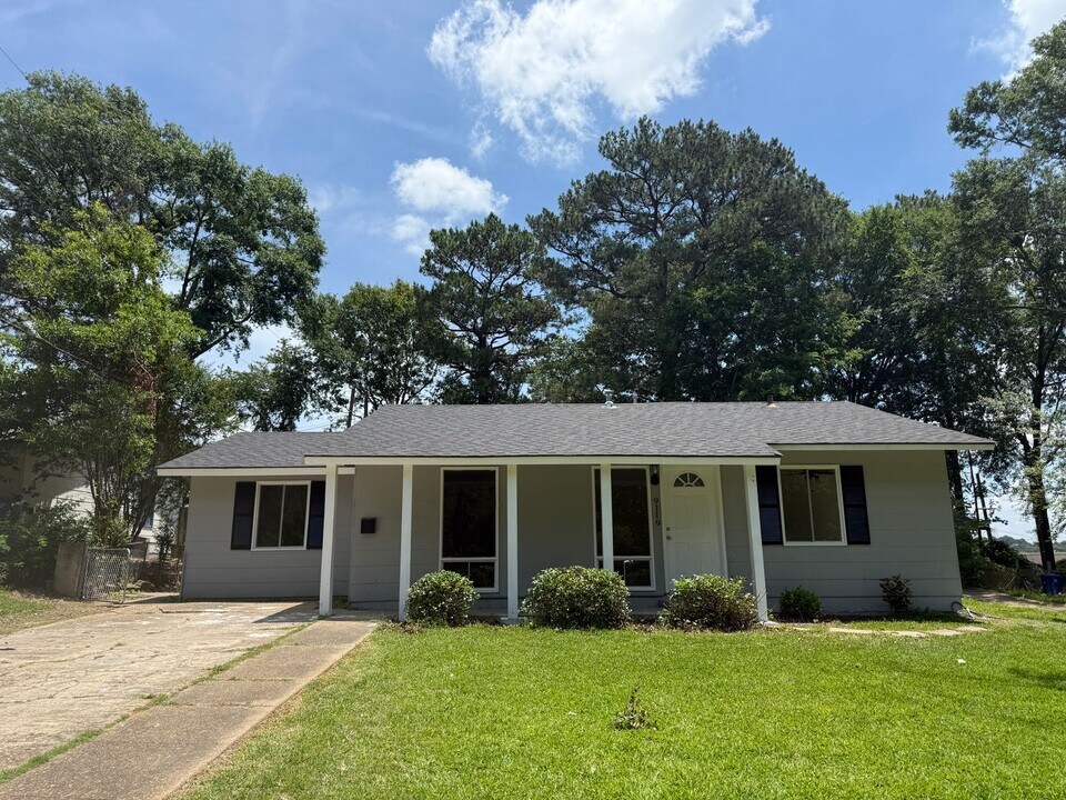 9119 Bridgewood Dr in Shreveport, LA - Building Photo