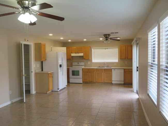 3331 S Chaparral Rd in Apache Junction, AZ - Building Photo - Building Photo