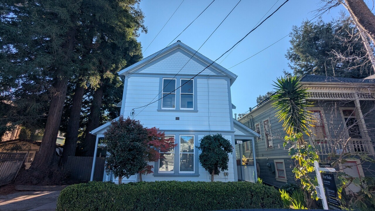 816 Addison St in Berkeley, CA - Building Photo