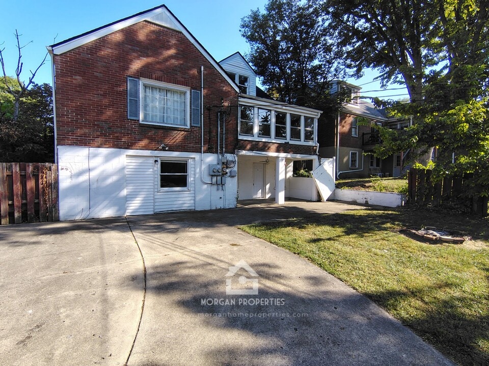 1303 E 7th St, Unit C in Anderson, IN - Building Photo