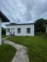 4727 NW 15th Ave in Miami, FL - Building Photo