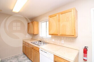 2417 N 20th Dr in Phoenix, AZ - Building Photo - Building Photo
