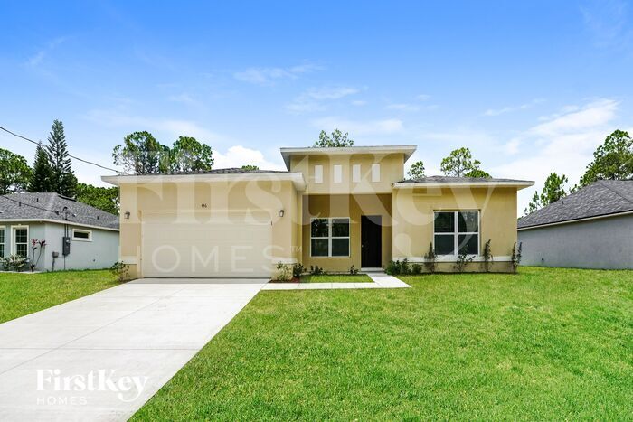 446 Reading St SE in Palm Bay, FL - Foto de edificio
