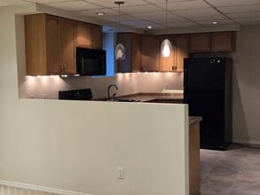 11 Michele Ln, Unit Apt 1 in Hauppauge, NY - Building Photo - Building Photo