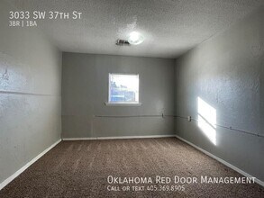3033 SW 37th St, Unit 03-111 in Oklahoma City, OK - Building Photo - Building Photo