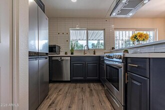 4662 W Krall St in Glendale, AZ - Building Photo - Building Photo