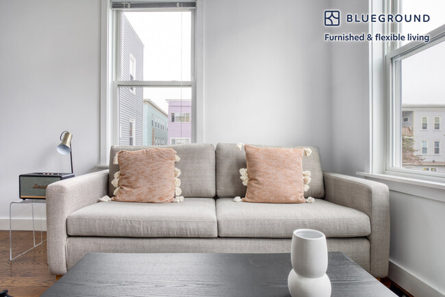 15 Marney St, Unit FL2-ID453 in Cambridge, MA - Building Photo - Building Photo