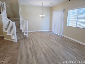 2327 Koho Dr in Las Vegas, NV - Building Photo - Building Photo