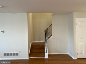 221 Lawndale Ave in King of Prussia, PA - Building Photo - Building Photo