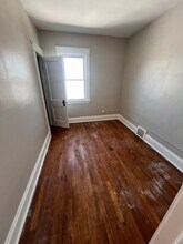 4610 E 93rd St in Garfield Heights, OH - Building Photo - Building Photo