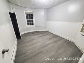 674 Stuyvesant Ave in Trenton, NJ - Building Photo