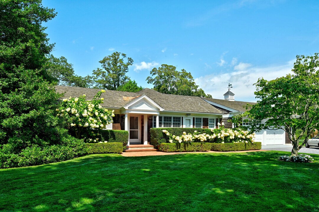 72 Davids Ln in East Hampton, NY - Foto de edificio