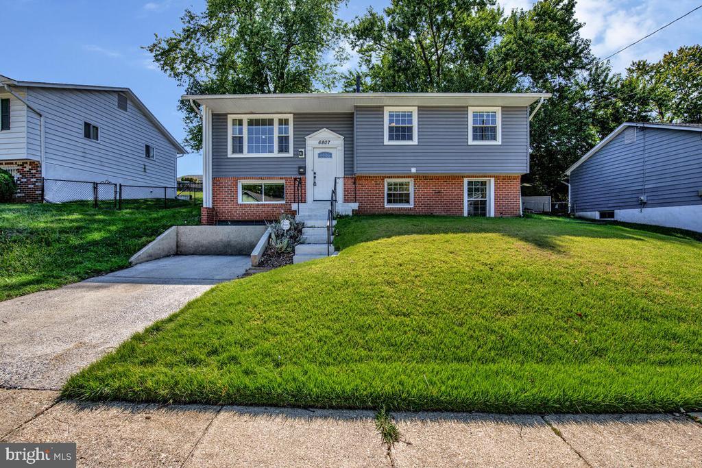 6807 Pepper St in Capitol Heights, MD - Building Photo