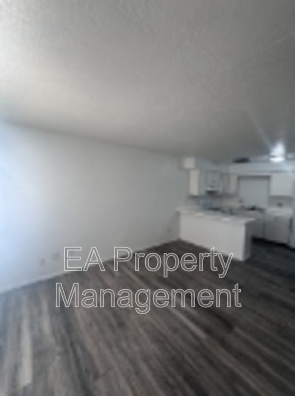 332 Grove St SE in Albuquerque, NM - Building Photo - Building Photo