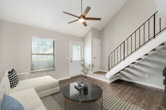 Parkside at Maple Canyon in Columbus, OH - Building Photo - Building Photo