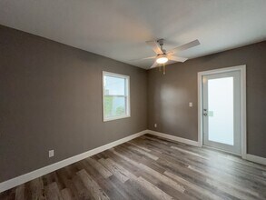 932 22nd St S in St. Petersburg, FL - Building Photo - Building Photo