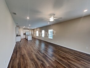 179 Spruce Pt in St. Augustine, FL - Foto de edificio - Building Photo