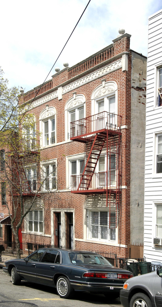 281 22nd St in Brooklyn, NY - Foto de edificio - Building Photo