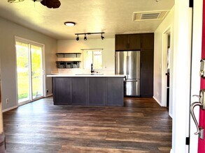 15-1528-1528 3rd Ave. in Keaau, HI - Building Photo - Building Photo