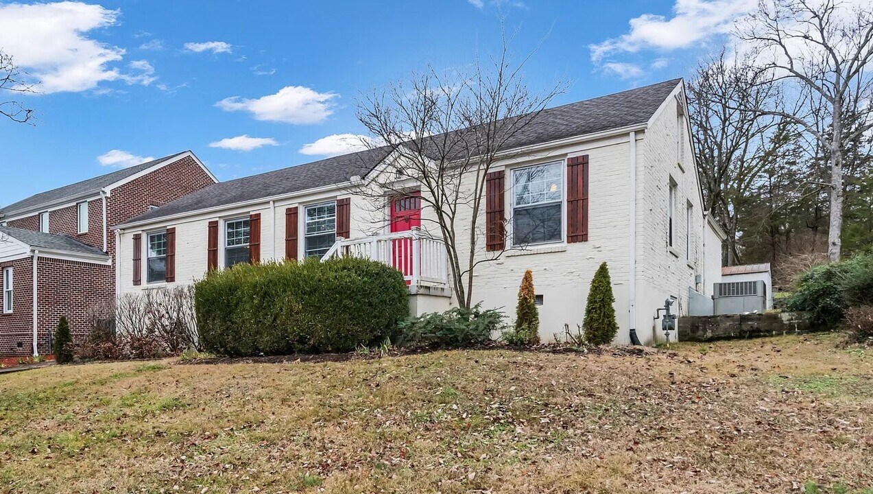 815 Neartop Dr in Nashville, TN - Building Photo
