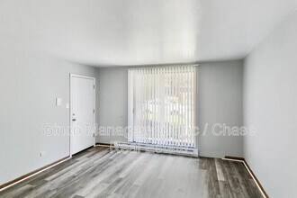 17754 Rosewood Dr in Lansing, IL - Building Photo - Building Photo