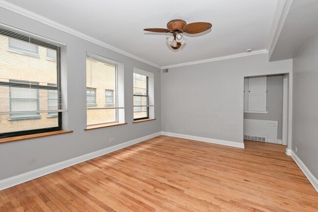 7219 S Yates Blvd in Chicago, IL - Building Photo - Building Photo