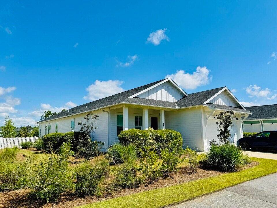 81 Sidecamp Rd in Inlet Beach, FL - Building Photo