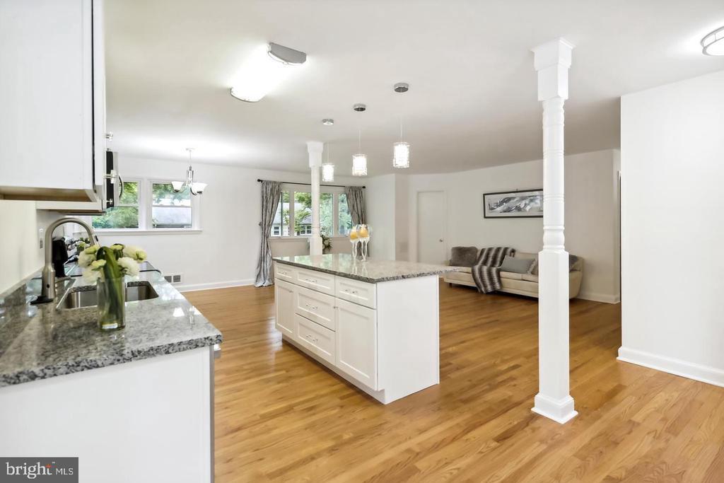 1702 Franwall Ave in Silver Spring, MD - Building Photo