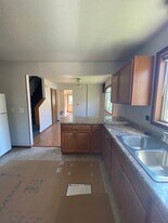 2000 Miller St, Unit 2000 in La crosse, WI - Building Photo