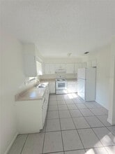 9304 Bahia Rd in Ocala, FL - Building Photo - Building Photo