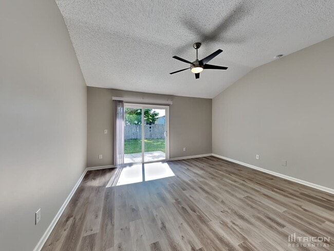 9282 Thunderbolt Dr in Jacksonville, FL - Building Photo - Building Photo