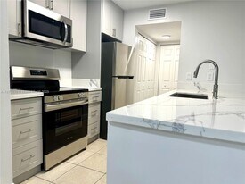 15770 SW 106th Terrace in Miami, FL - Building Photo