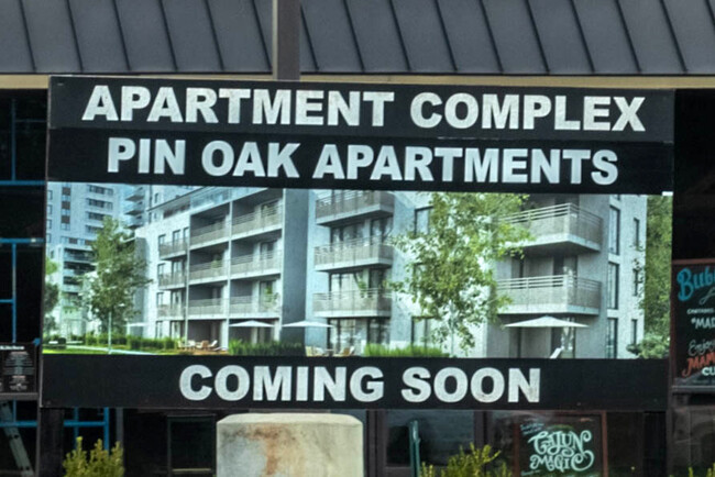 Pin Oak Apartments in Conroe, TX - Building Photo - Other