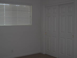 2325 W Dayton Ave in Fresno, CA - Building Photo - Building Photo