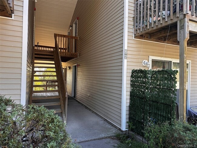 82 High St in Chester, NY - Building Photo - Building Photo