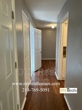 4293 Leland College Dr in Dallas, TX - Building Photo - Building Photo